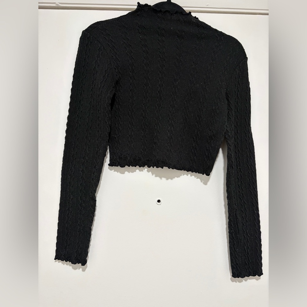 Forever 21 Black Textured Cropped Top